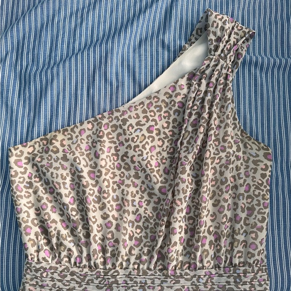 Beautiful Formal Maxi Dress by Armani Exchange. Excellent condition, size:10. - Picture 4 of 4